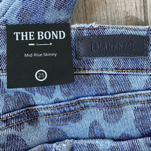 BLANK NYC The Bond Mid-Rise Skinny Ankle Leopard Animal Print Jeans Blue NWT 25 - Picture 12 of 14